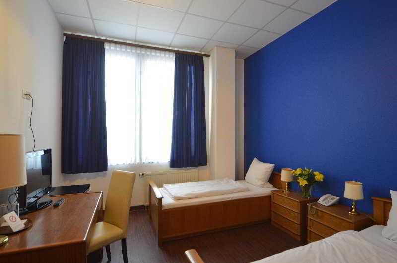 Pallas Hotel Darmstadt Bagian luar foto