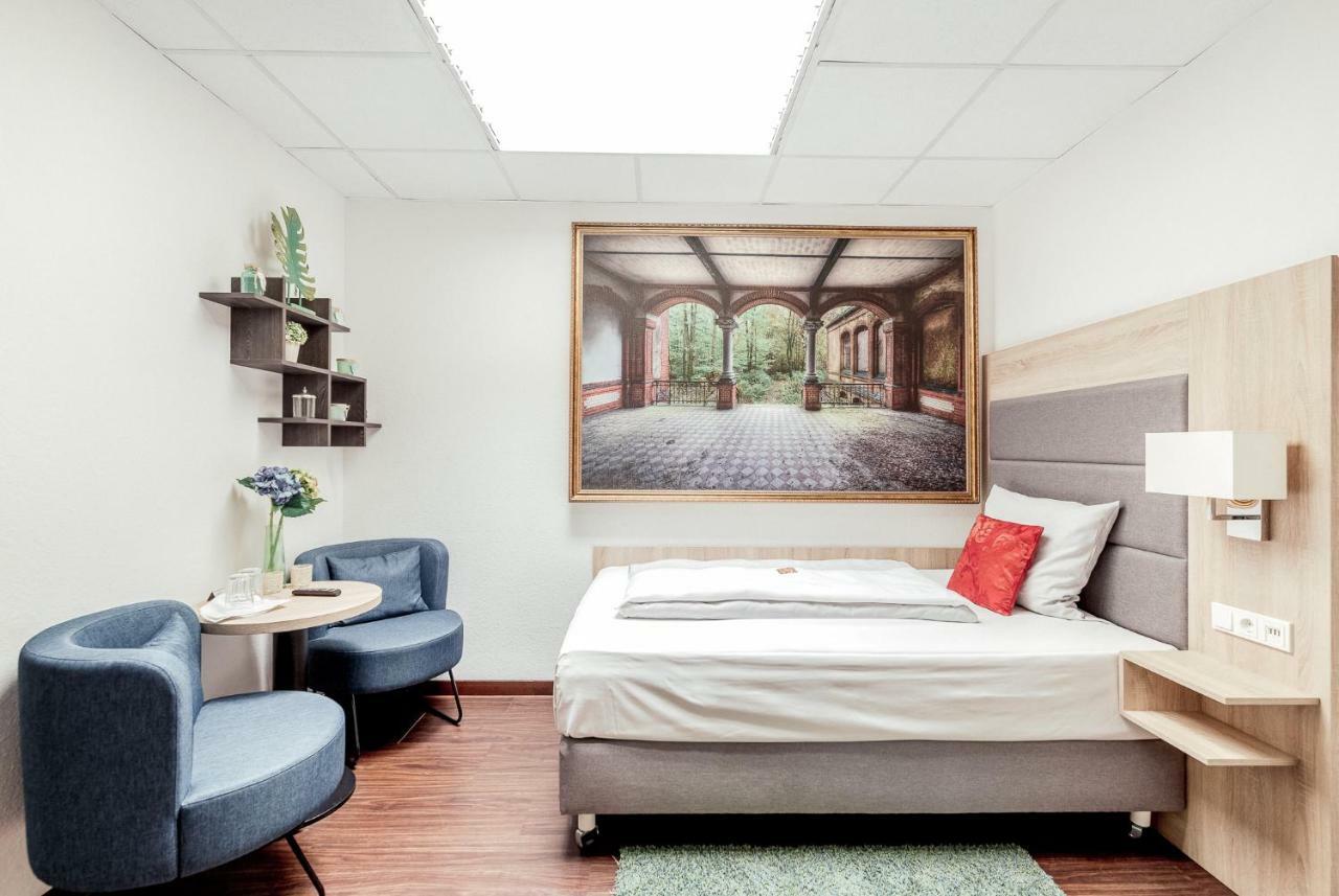 Pallas Hotel Darmstadt Bagian luar foto