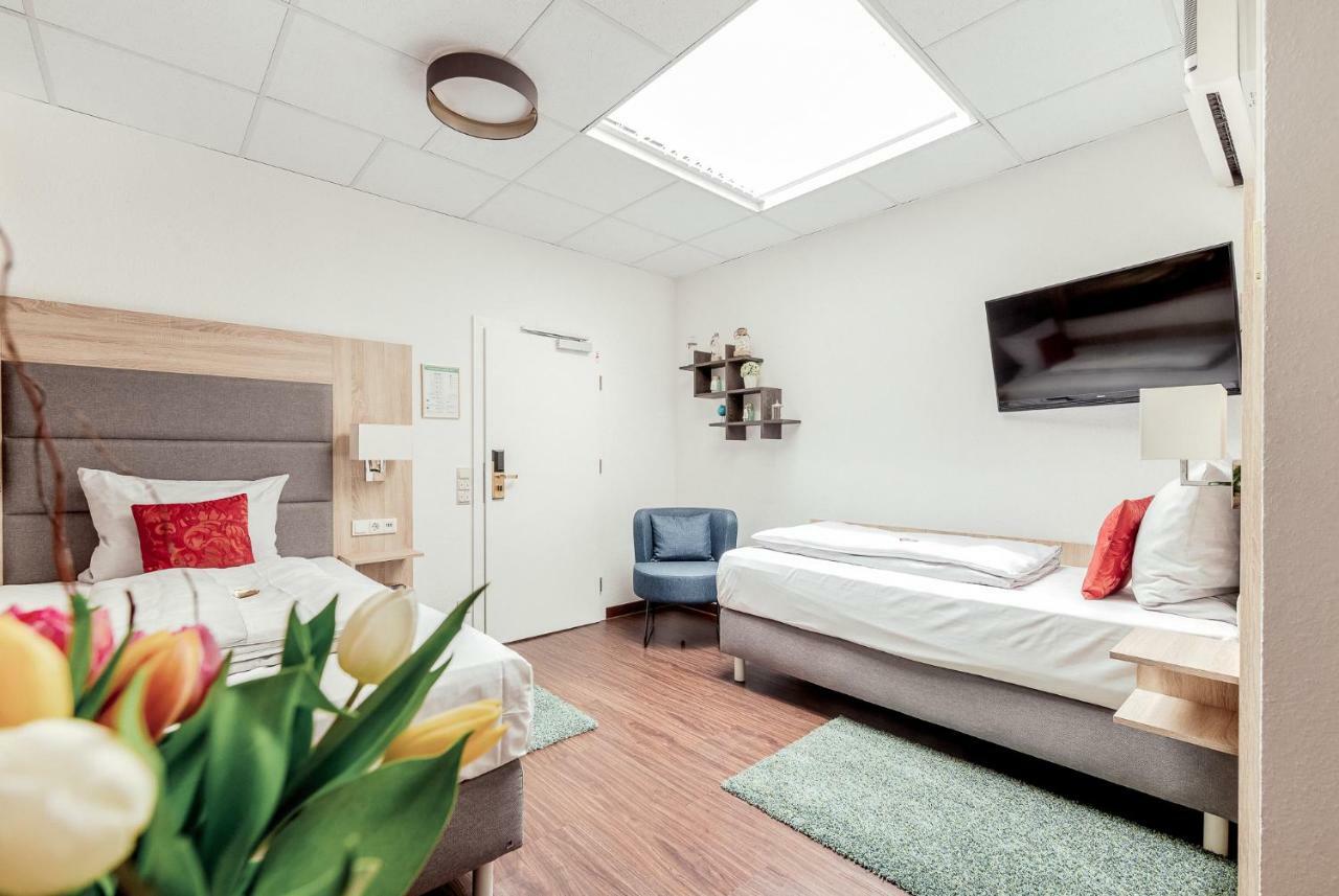 Pallas Hotel Darmstadt Bagian luar foto